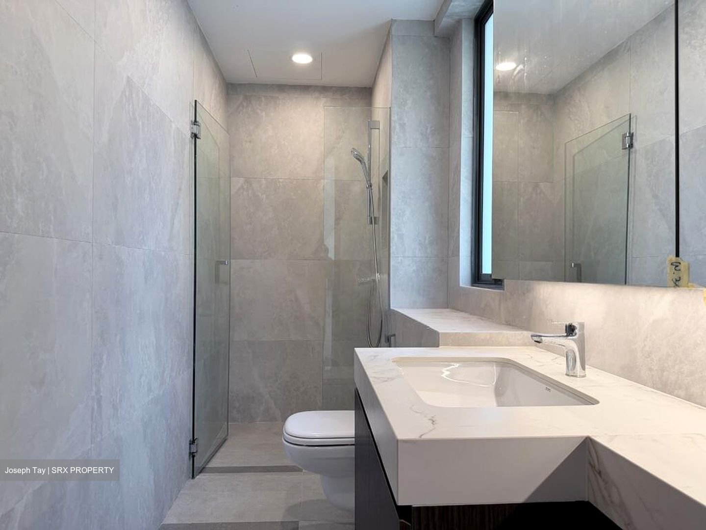 East Coast Avenue (D15), Terrace #518807781